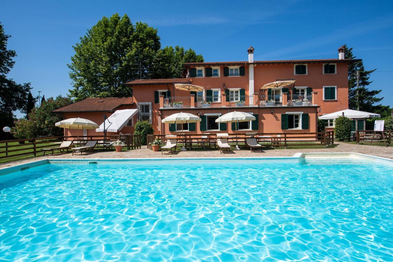 بيتراسانتا Relais Villa Isabel المظهر الخارجي الصورة