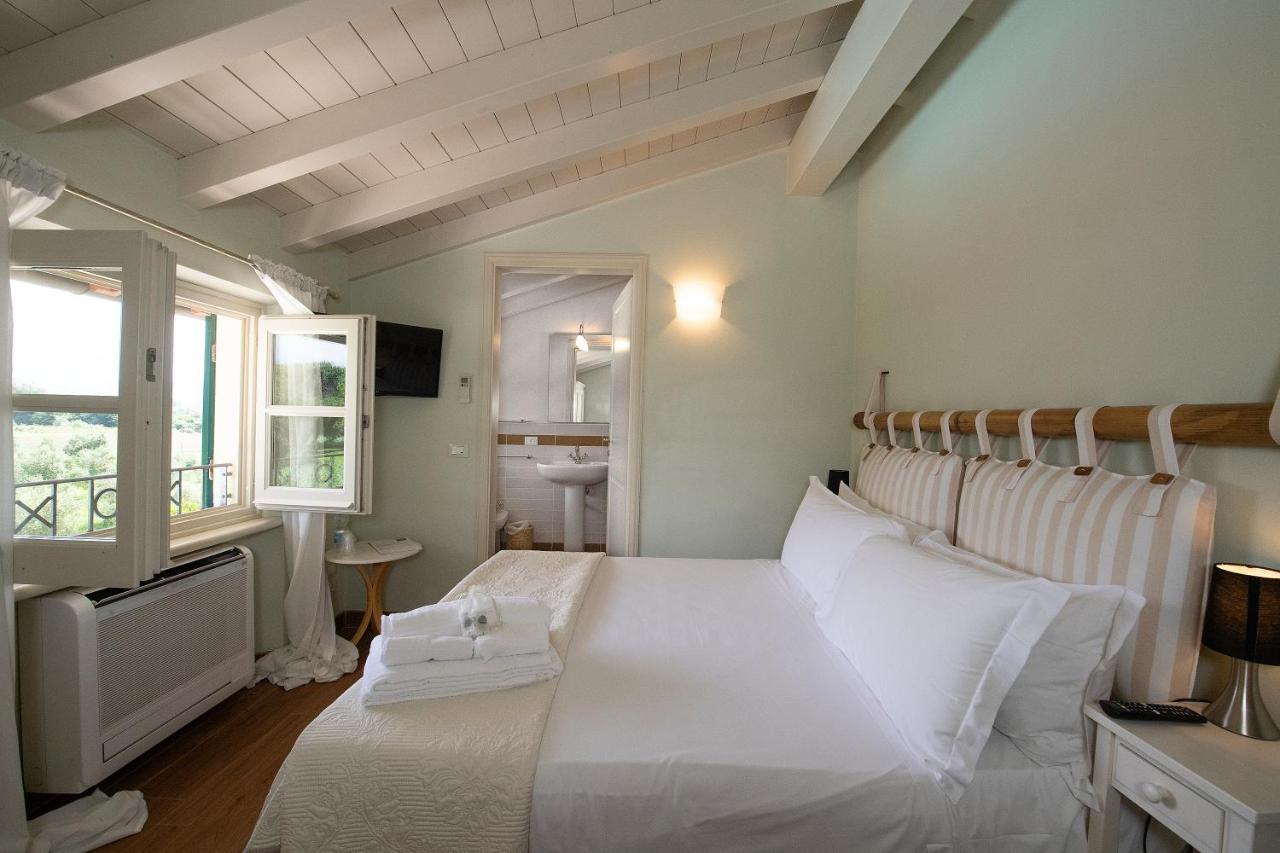 بيتراسانتا Relais Villa Isabel المظهر الخارجي الصورة