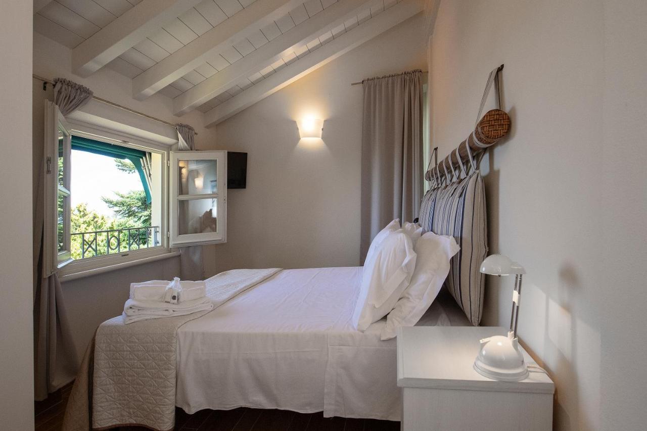 بيتراسانتا Relais Villa Isabel المظهر الخارجي الصورة